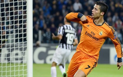 欧盈体育动态-什琴斯尼国家队首发位置稳固